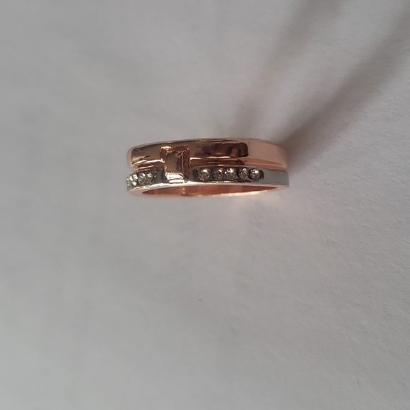 QTY-1 Exquisite 2 TONE Silver/Risegold Infinity Ring Love Diamond size 6.5 - Picture 4 of 7